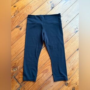 Athleta elation capri size l